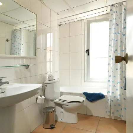 Apartment 3 Bedrooms Gold *