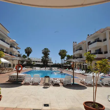 3 Bedrooms Gold Apartment